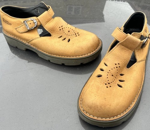 Martens brown leather - dr,
