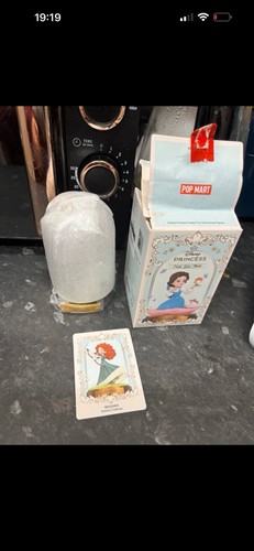 Pop mart disney - pop, princess