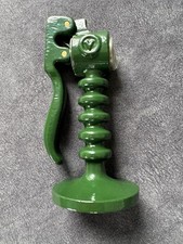 Robert Welch Cast Iron Garlic