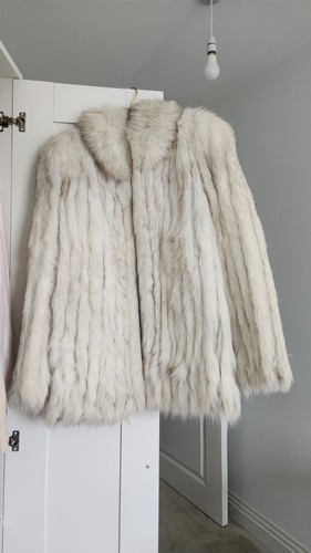 Saga fox silver label vintage - label,