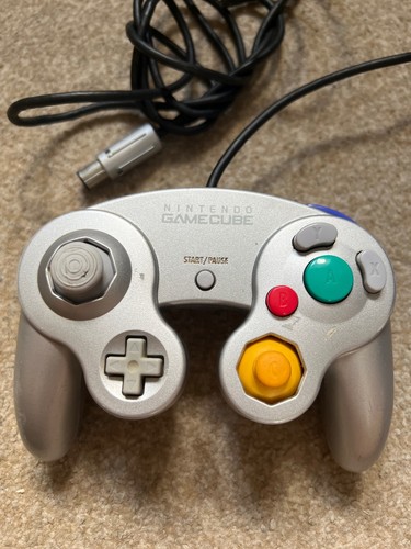 Official nintendo gamecube - nintendo,