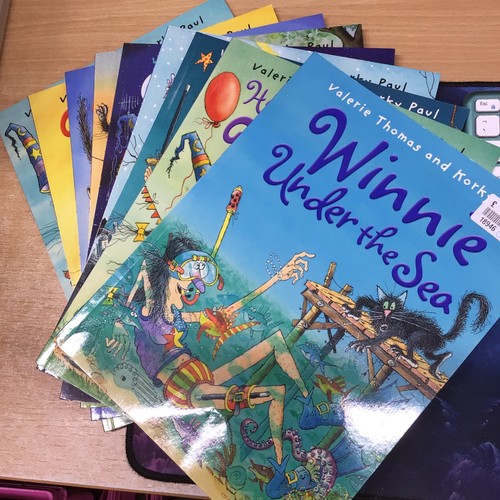 Winnie the witch book - witch, 9