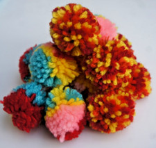 CATNIP CAT WOOL POM POM BALLS WOOLY SOFT TOYS FOR CATS & KITTENS X 3