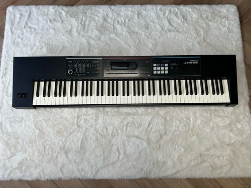 Roland juno ds88 synthesizer - roland,