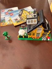 Lego beach house #4996-1 with