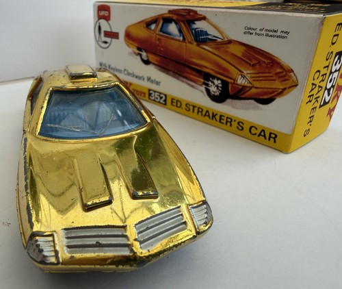 Dinky 352 strakers - dinky, 352(1971-75)