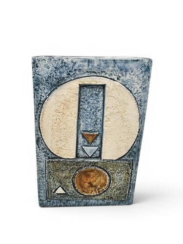 Troika slab vase - by, avril