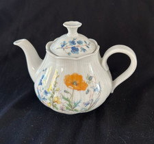 JASMIN Teapot by Seltmann