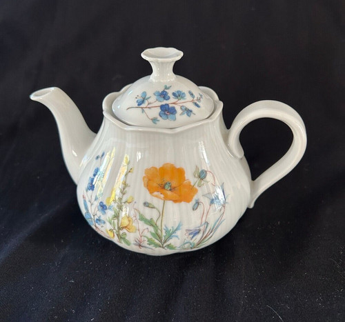 Jasmin teapot seltmann - jasmin, by