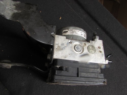 Ford fiesta mk8 brake - brake, pump