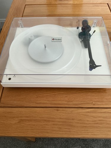 Pro ject debut - carbon, belt