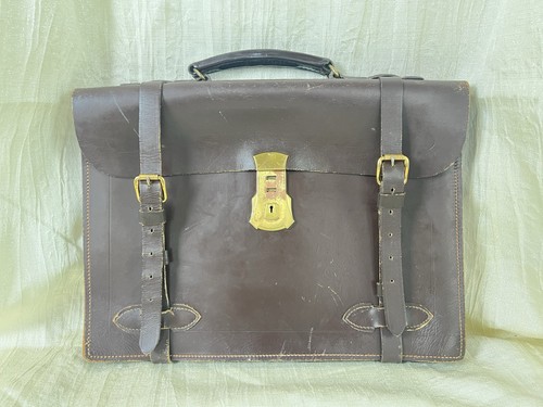 Vintage government leather - us,