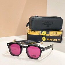 MOSCOT MODEL: DOLT Unisex