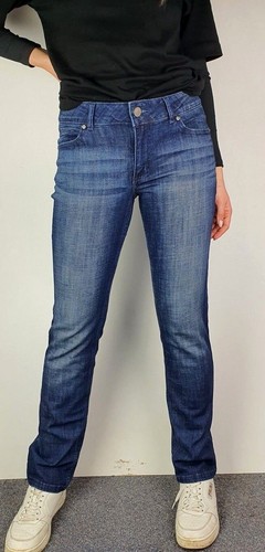 Women wrangler straight - women`s,