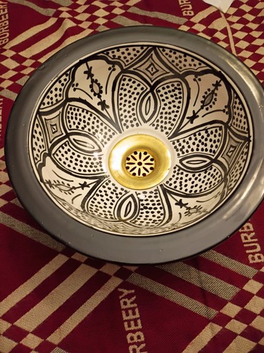 Black ceramic unusual design - black,