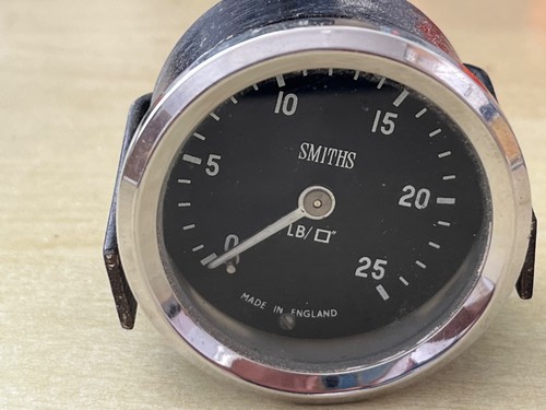 Smiths vacuum gauge - smiths, in