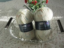 Cream / Multicoloured Fleck