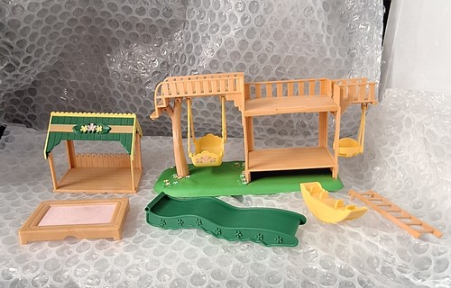 Sylvanian families garden - families,
