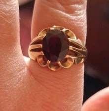 9ct Gold & Garnet mens Gypsy
