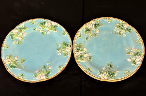 Majolica pair strawberry - 8",