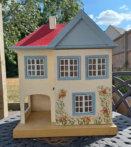 Vintage dolls house triang - vintage, a