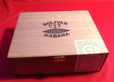 VINTAGE WOODEN EMPTY BOLIVAR