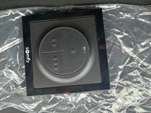 Somfy wireless wall switch 3 - switch,
