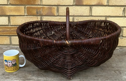 Large vintage woven oval - vintage,