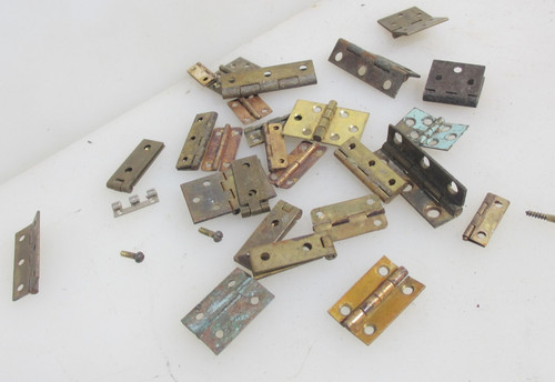 Small vintage box hinges - small,