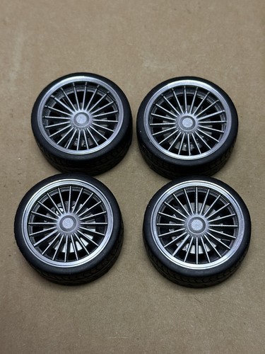 Scale alpina inch real - 1:18, 19