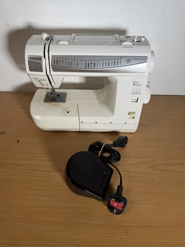 Toyota rs2000 sewing machine - sewing,