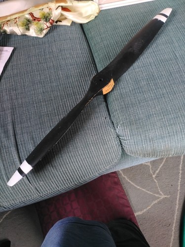 Wooden 28x12 propellor - wooden,