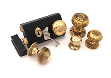 Victorian Black Door Rim Lock & Antique Brass Door Knobs Set 5 Finishes (N)