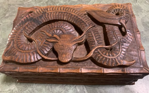 Vintage carved walnut wood - carved,