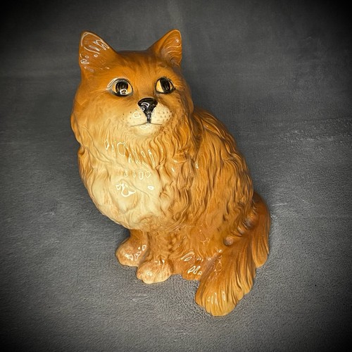 Beswick seated persian - beswick, cat