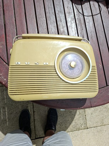 Bush radio tr82 tested - ,