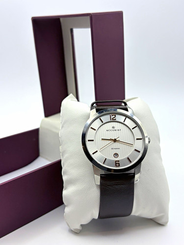 Accurist men quartz - men’s,