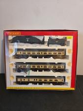 Hornby R2308M The Excalibur