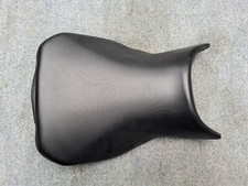 Suzuki gsr750 seat