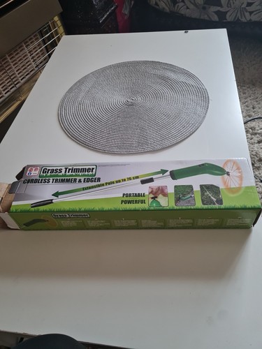 Grass trimmer cordless and - trimmer,