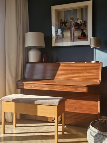 Quality piano stool and - piano,
