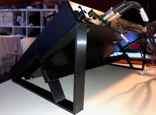 Roland degrees stand - degrees,