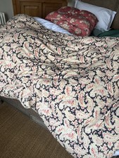 Pretty Vintage Paisley design