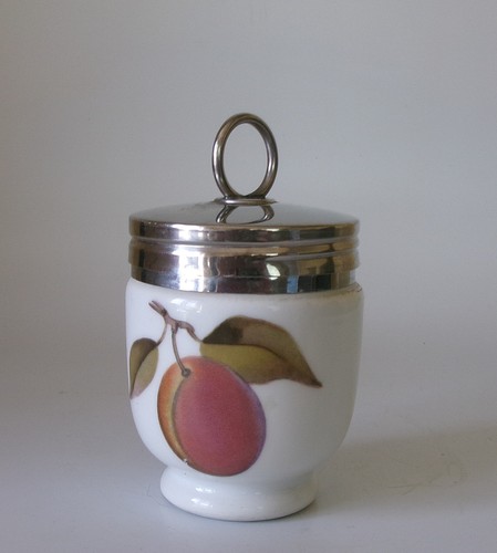 Royal worcester evesham egg - worcester,