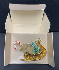 Avon 1991 Santa’s Sleigh Pin Brooch F2