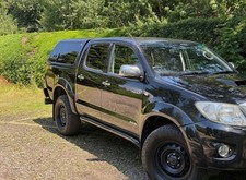2011 TOYOTA HILUX INVINCIBLE