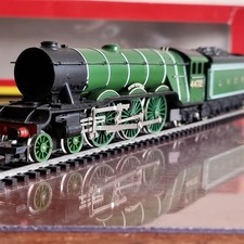 Hornby R075 OO Gauge LNER A3 Flying Scotsman 4-6-2 Locomotive 4472 Unboxed