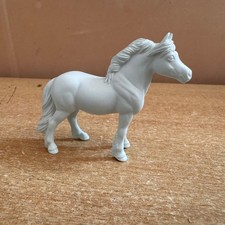 Breyer Stablemate: Unpainted