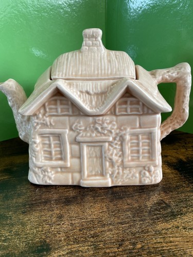 Vintage cottage ware tea - ware,