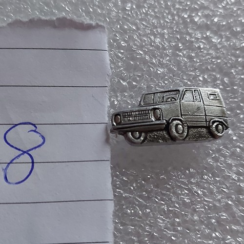 Vintage car metal pin - car, lapel